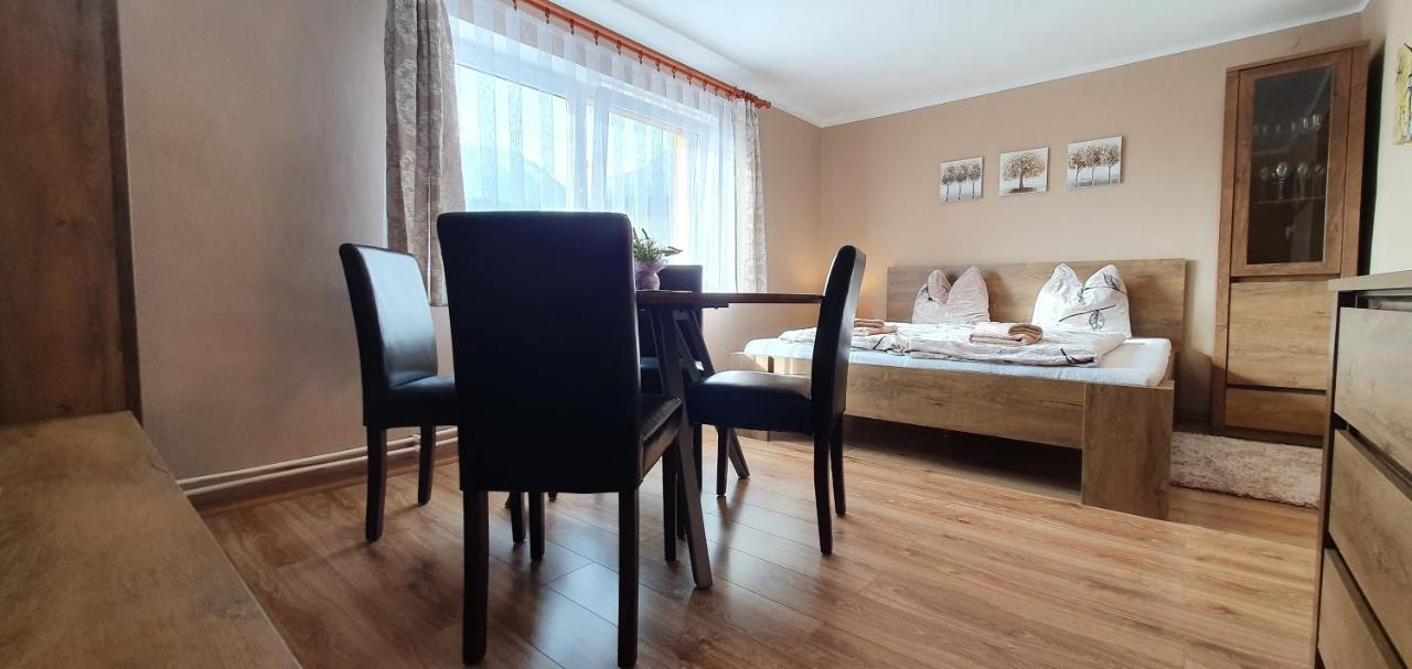 Privát u Babičky Apartamento Ždiar Exterior foto